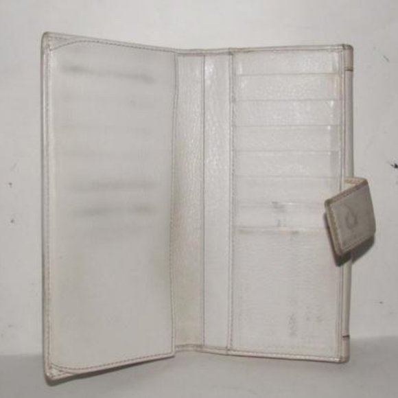 Gucci White Bi-fold Rectangular Gold G Clasp - Picture 6 of 12